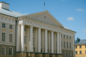 hoc bong tien si toan phan tai estonia dai hoc tartu dh tartu stonia